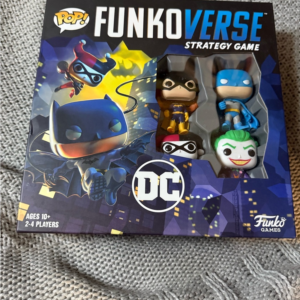Funko Pop! Funkoverse Strategy Game - Batman, Joker, Harley Quinn & Cat Woman